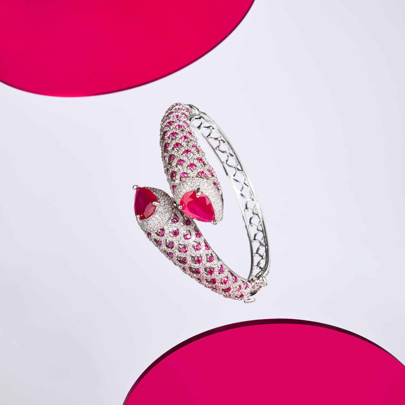 Elegant Treasure Bracelet