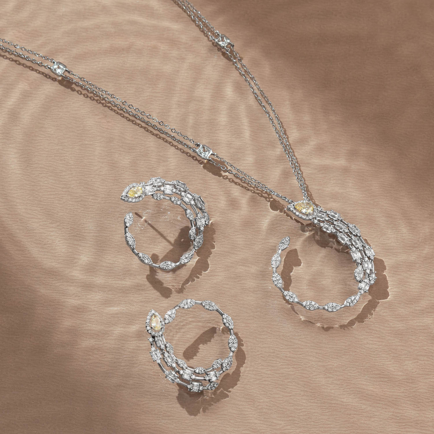 Elegant Curve Set
