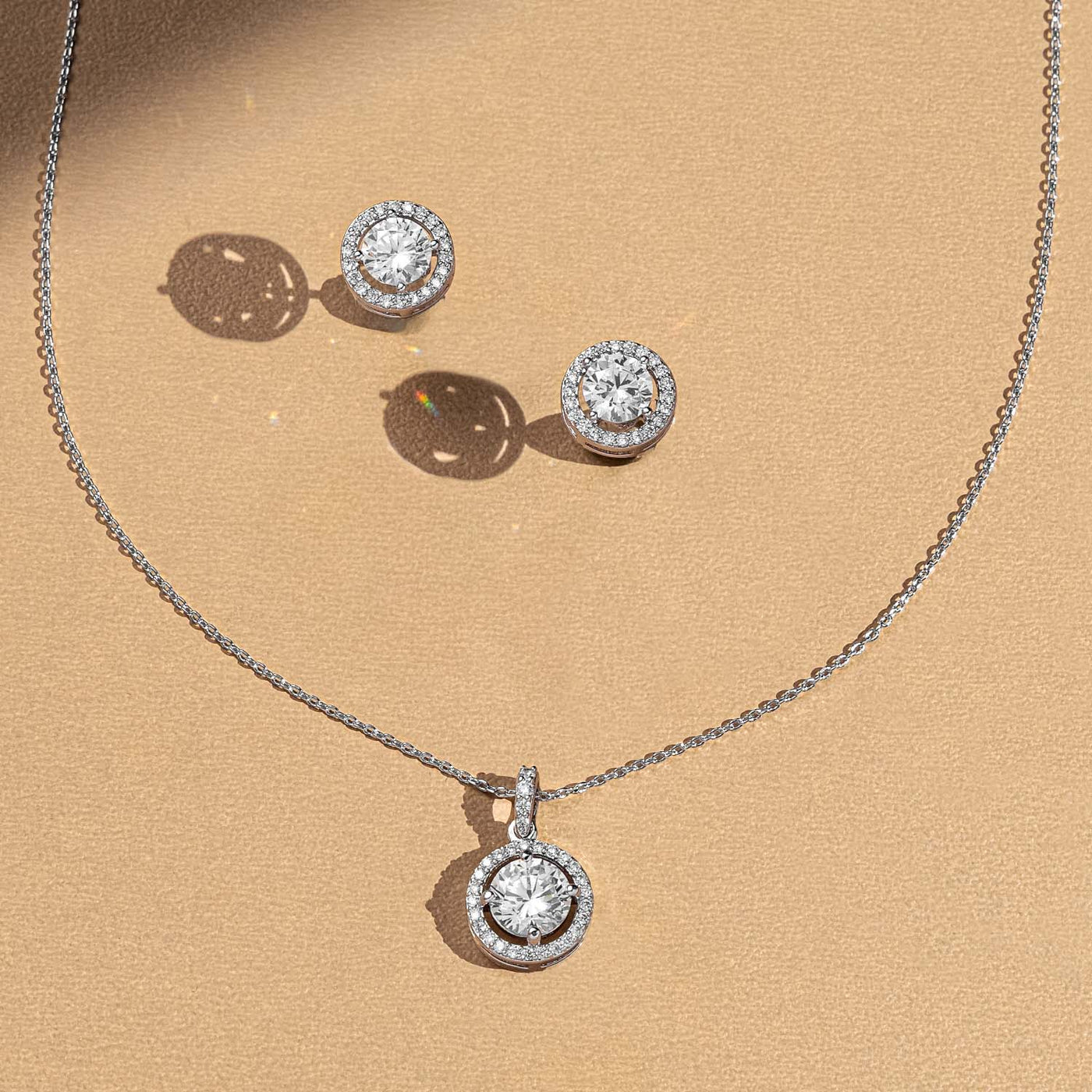 Eternal Circle Pendant Set