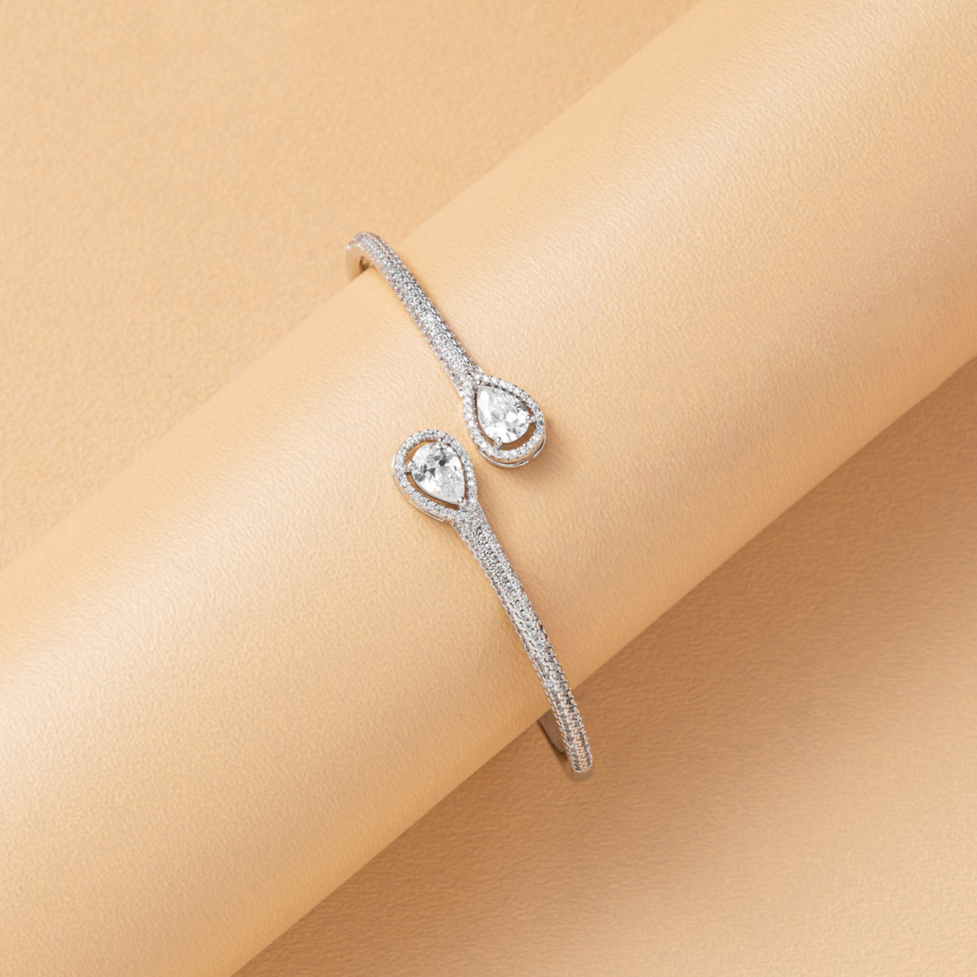 Pear Flex Bracelet