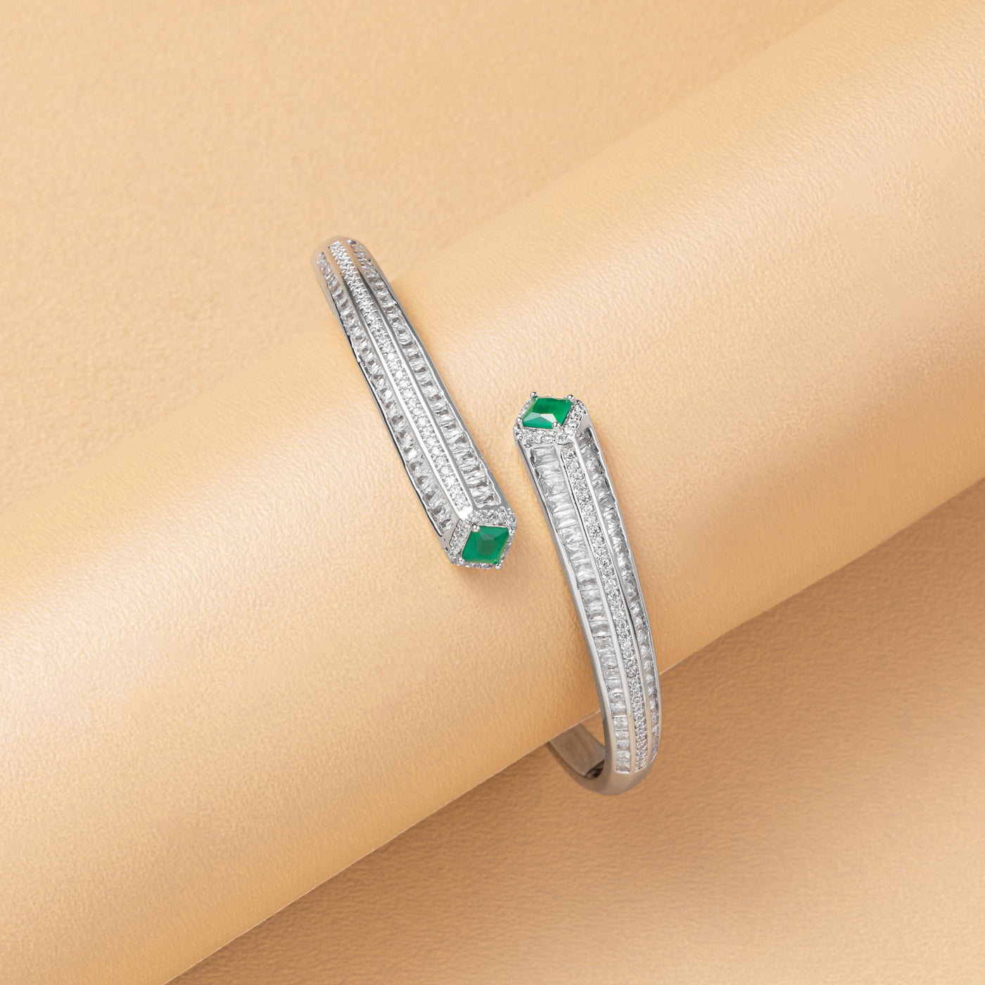 Classic Gemstone Openable Bracelet