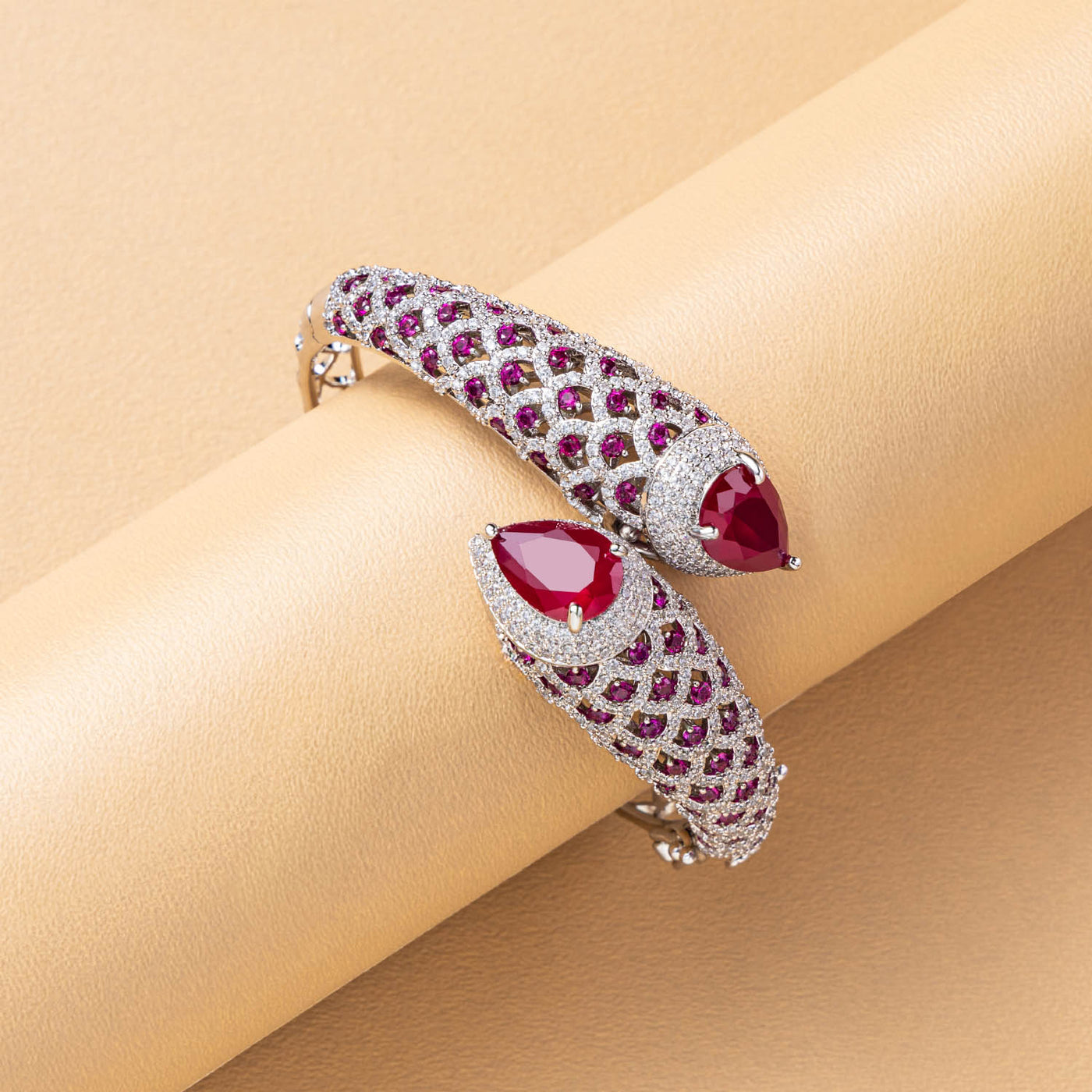Elegant Treasure Bracelet